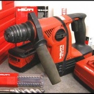 【動作良好】HILTI TE30-A36 電動ハンマー工具ドリル　充電器付き TE 30 ロータリーハンマー - ハンマードリル - Hilti Japan
